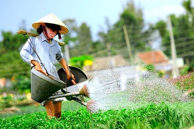 Tra Que Herbs Village & Thanh Ha Pottery Village Tour by Scooter - Duration and Group Size