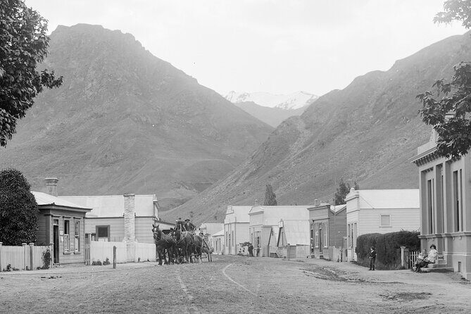 Tracing Arrowtowns Past: A Self Guided Audio Tour - The Historic Churches and Cultural Landmarks