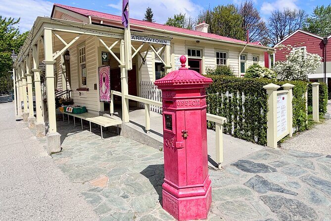 Tracing Arrowtowns Past: A Self Guided Audio Tour - FAQ