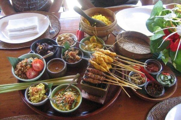 Traditional Bali Cooking Class and Ubud Tour - Cultural Significance of Balinese Cuisine
