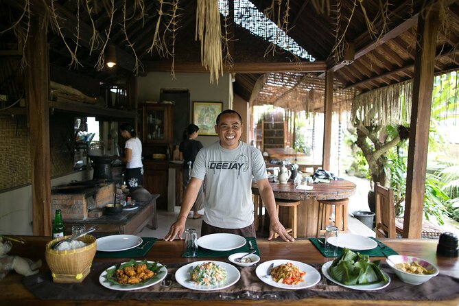 Traditional Balinese Meal in a Family Village Home in Ubud, Bali - Welcoming Atmosphere in a Traditional Village Home