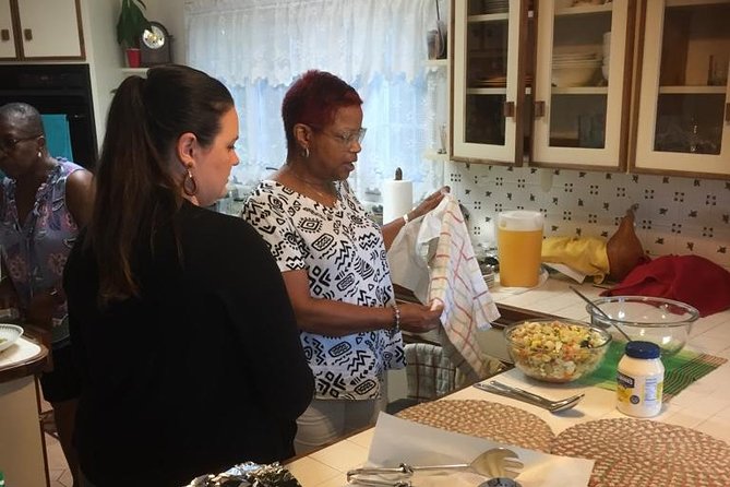 Traditional Bermuda Breakfast Cooking Class With A Local - Experience Highlights