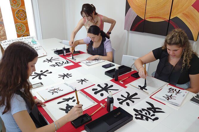 Traditional Calligraphy Experience near Dotonbori - Who Should Consider This Tour?