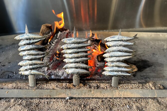 Traditional Cooking Class of Sardines With Dish Auction in Madrid - Tips for Enhancing the Flavor of Sardine Dishes