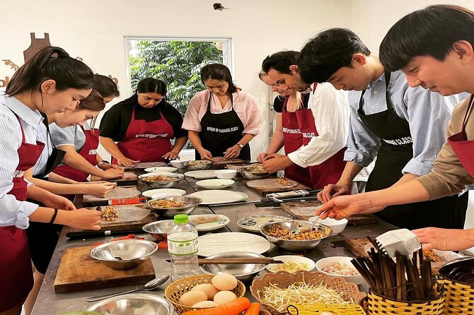 Traditional Cooking Class With Market Tour in Ho Chi Minh - Meeting Point