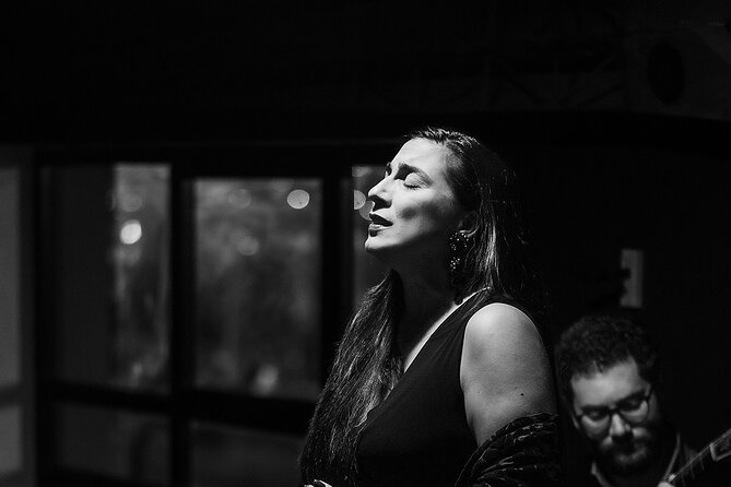 Traditional Fado Concert in Cais De Gaia - Immersive Traditional Fado Concert Experience