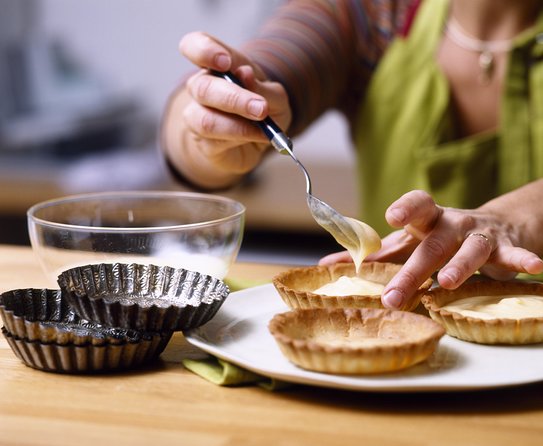 Traditional Indian Home Cooking Class and Market Tour in New Delhi - Special Features