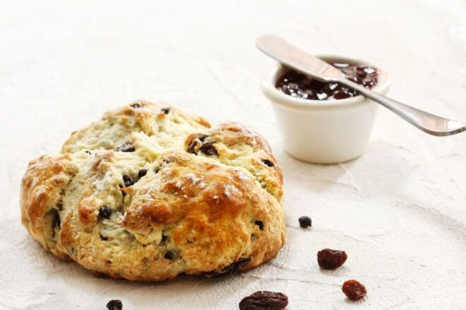 Traditional Irish Food and Dublin Old Town Private Tour - Extended Food and Sightseeing Tour