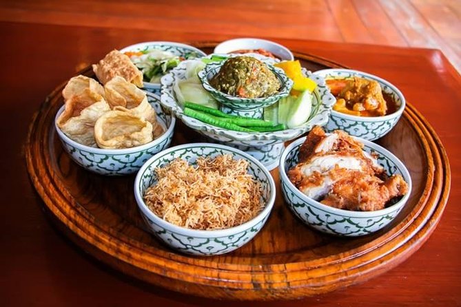 Traditional Khantoke Dinner and Show From Chiang Mai - Subtopic 1: Food