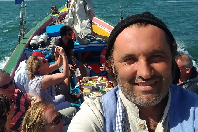Traditional Lisbon Boat Experience - Exclusive - Inclusions