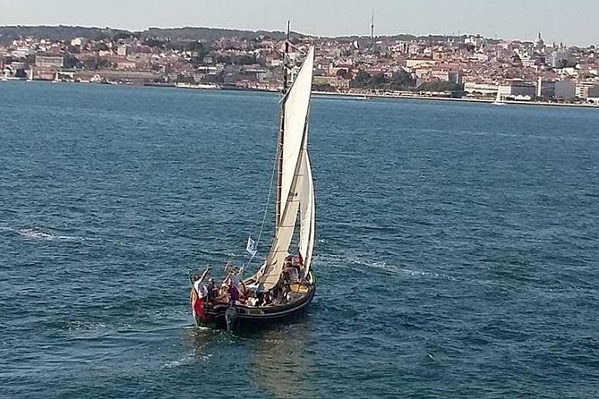 Traditional Lisbon Boat Experience - Exclusive - Meeting Point