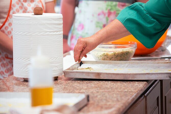 Traditional Menu with Mama Lucia - FAQ