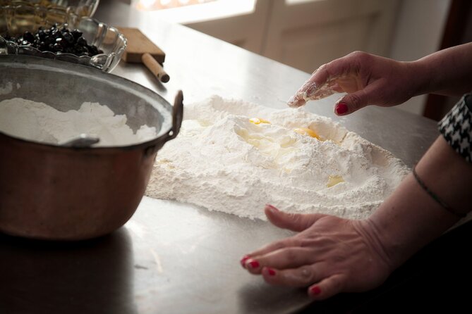 Traditional Neapolitan Cooking Class - Tips for Mastering Neapolitan Flavors