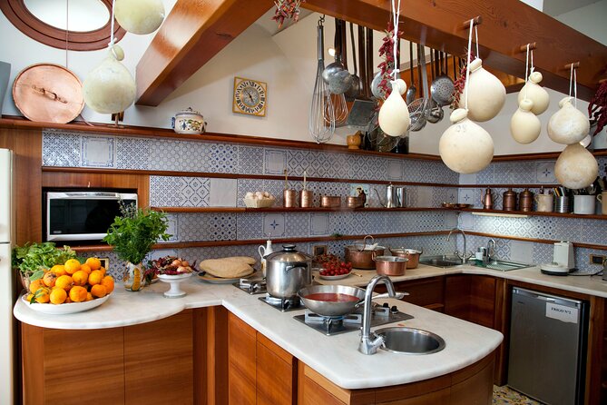 Traditional Neapolitan Cooking Class - The Art of Pizza Making in Naples