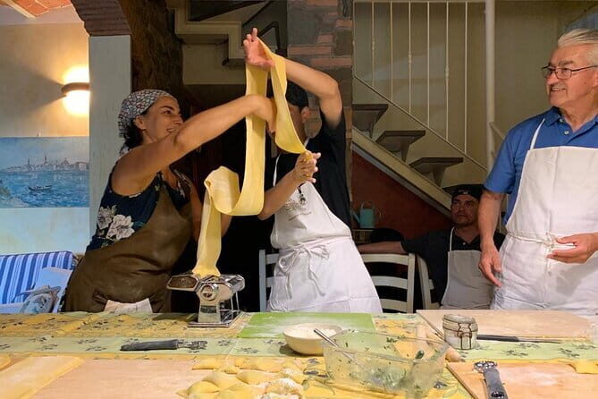 Traditional pasta rolling in an ancient Tuscan home - Good To Know