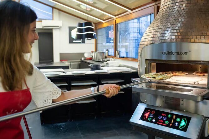 Traditional Roman Pizza Making Class with Wine - Why This Experience Offers Great Value