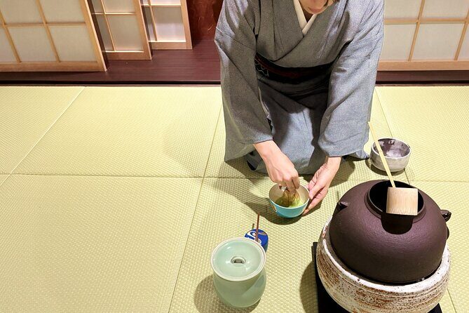 Traditional Tea Ceremony with Matcha and Sweets in Kyoto - The Atmosphere and Setting