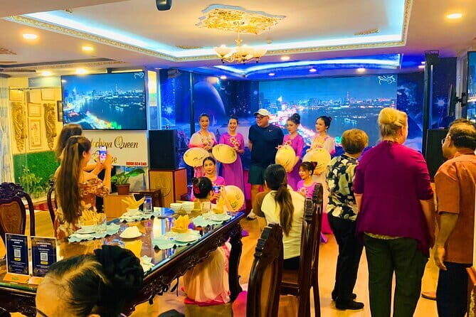 Traditional Water Puppet Show & Dinner On Cruise - Good To Know