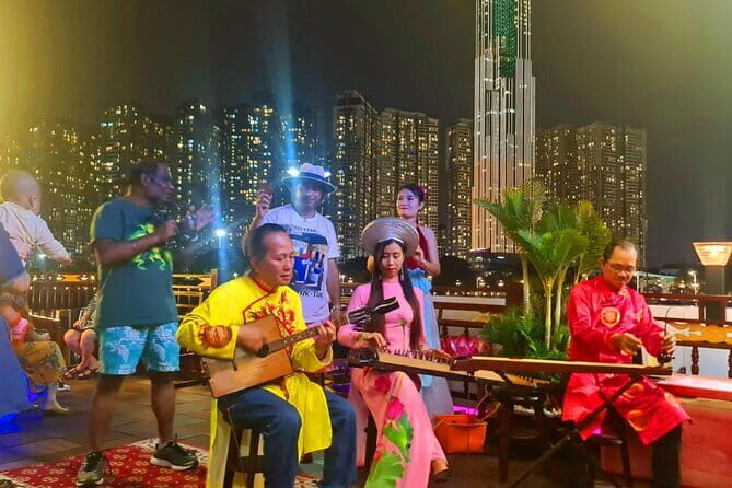 Traditional Water Puppet Show & Dinner On Cruise - Good To Know