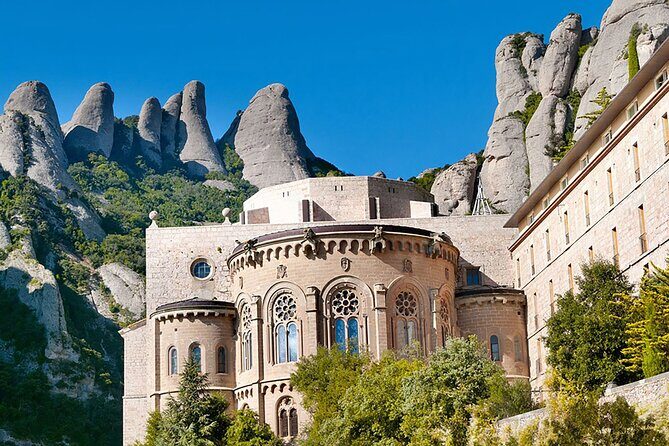 Train Journey from Barcelona Shared Tour in Montserrat - Who Should Consider This Tour?