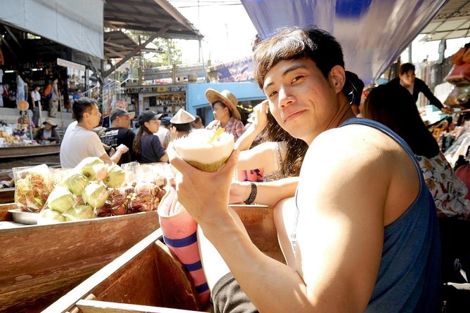 Train Market and Floating Market Half Day Tour - Tour Highlights