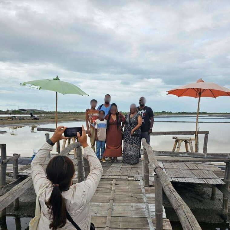 Train Market, Floating Market, and Salt Lake Tour by Driver - Tour Highlights