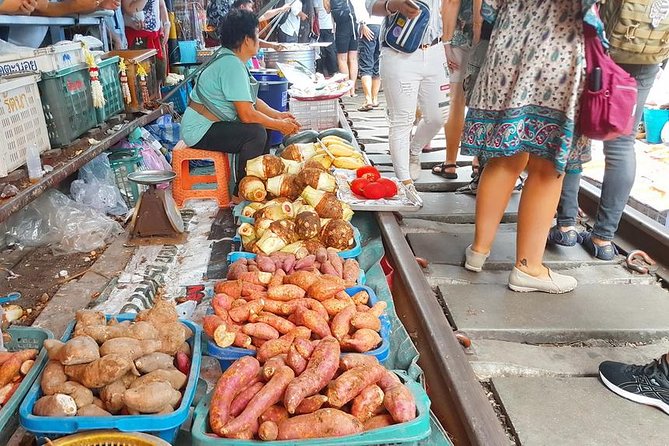 Train Market, Floating Market, Grand Palace and Wat Pho - Day Trip - Directions