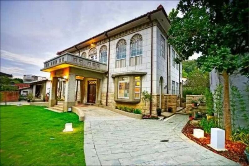 Trains, Traditions and Tranquil Waters: Hsinchu One-day tour - Who Is This Tour Best For?