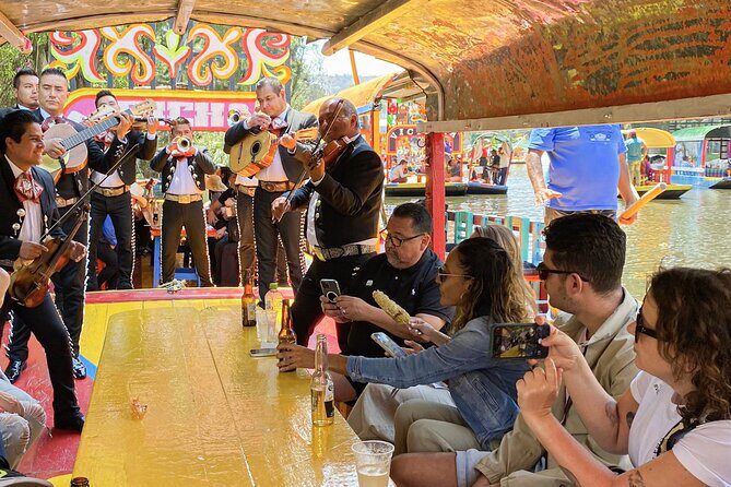 Trajinera Party at Xochimilco with Drinks, Mariachi & Tacos - Itinerary Breakdown: From Floating Gardens to Taco Feast