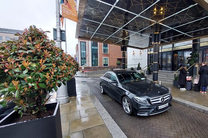 Tralee to Dublin Airport Private Chauffeur Diven Car Service - Pickup and Drop-off
