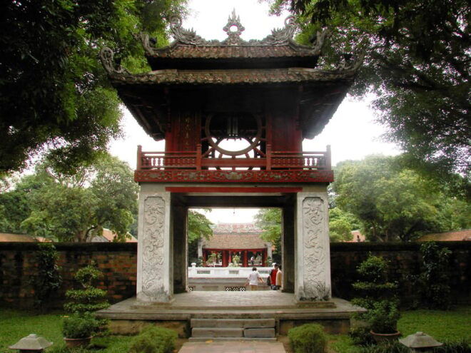 Tran Quoc Pagoda/Literature Temple/Quang Phu Cau/Conical Hat - Exploring the Temple of Literature