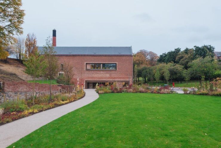 Tranent: Glenkinchie Whisky Distillery Tour and Tasting - Good To Know