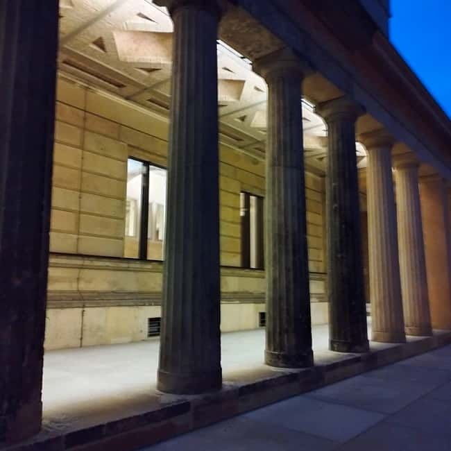 Tranfer with small or Bigger introduction Tour Berlin - Who Will Love This Tour?