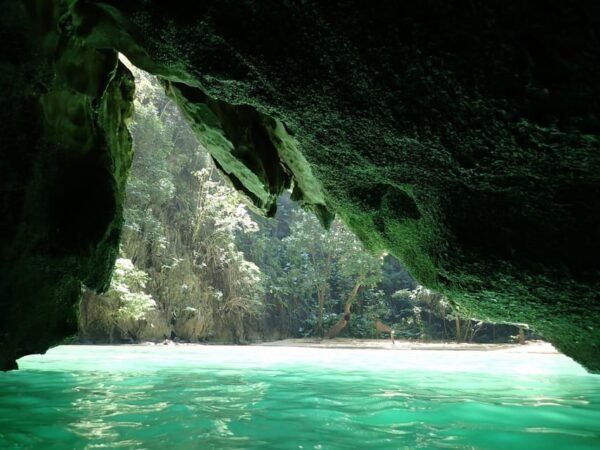 Trang: Emerald Cave, Kradan, Chueak Snorkeling Boat Trip - Questions You May Have