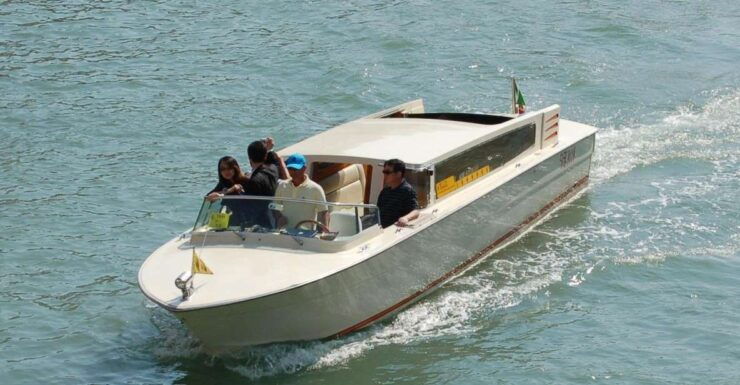 Transfer Airport and Venice Centre Combo by Van&Boat or V.V. - Good To Know