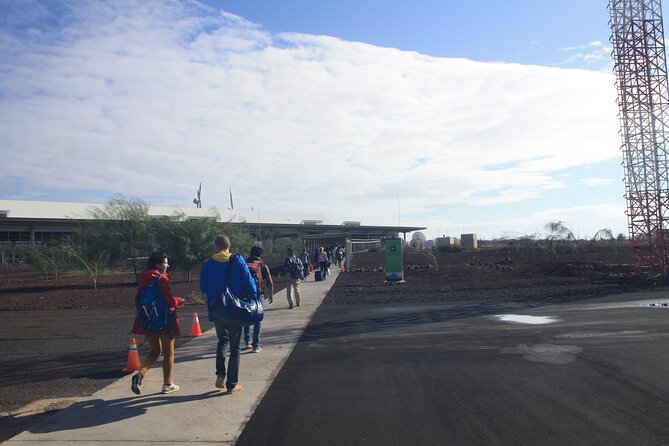Transfer Airport-Hotel in Galapagos Santa Cruz With Visit to Giant Tortoises - Logistics
