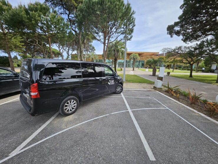 Transfer: Airport to Where You Want in Cascais/Sintra - Booking Information