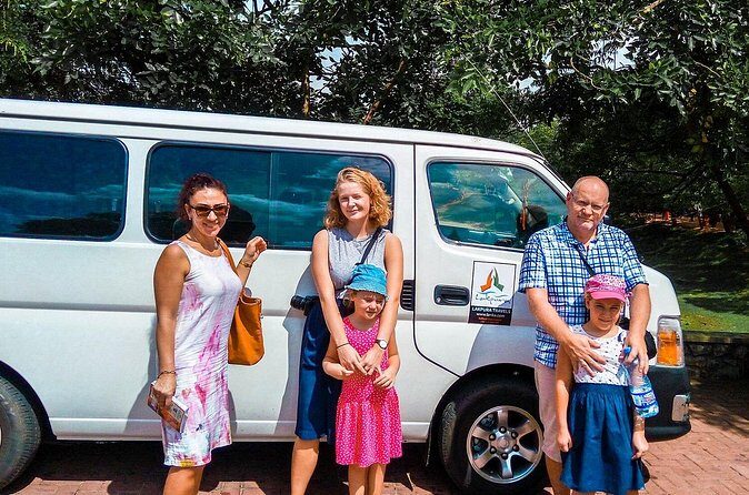 Transfer between Colombo (CMB) Airport and Mount Lavinia Hotel - Price and Value