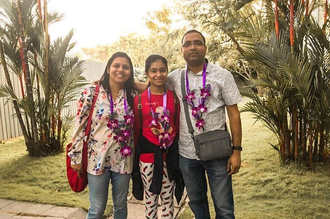 Transfer between Colombo (CMB) Airport and Mount Lavinia Hotel - Additional Useful Details