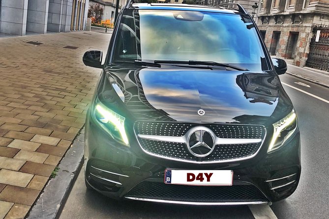 Transfer Charleroi Airport - Brussels MB V-CLASS 7 PAX - Meeting and Pickup