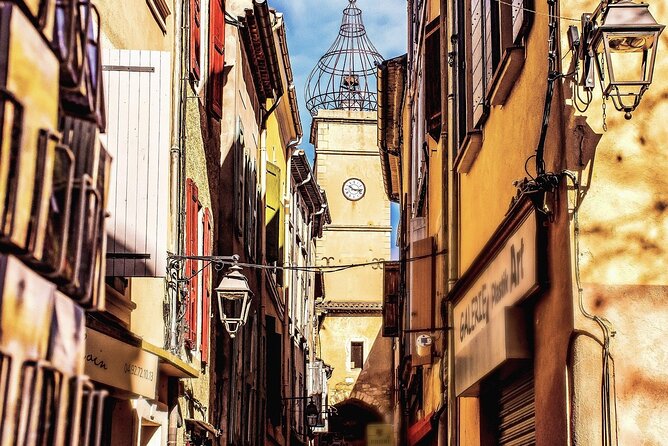 Transfer Cruise Port Marseille to Aix En Provence- 1 up to 7 Pax - Pricing and Guarantee