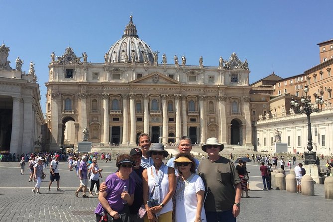 Transfer Fiumicino Airport to Civitavecchia Port With 3 Hours Rometour - Sightseeing Stop in Rome