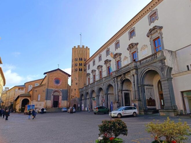 Transfer Florence-Rome With Stops in Orvieto & Bagnoregio - Inclusions