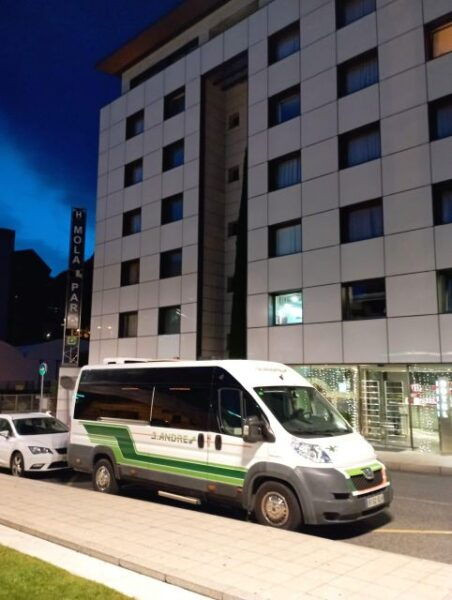 Transfer From Airport Reus to Barcelona City - The Sum Up