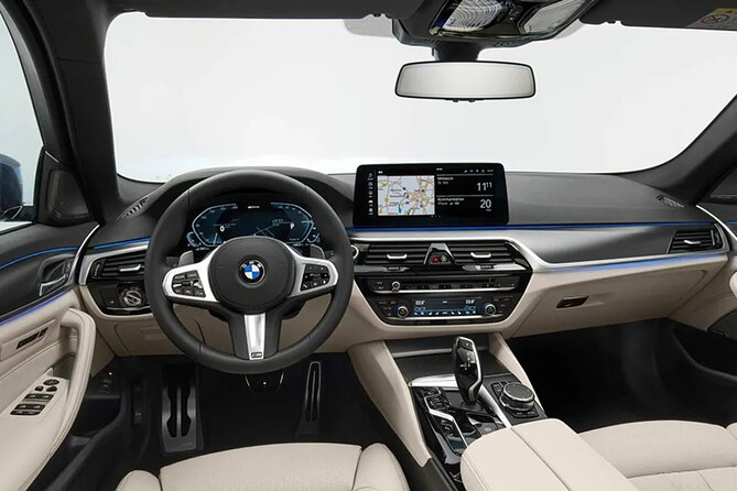 Transfer From Airports in Istanbul to Hotels by Private Luxury Sedan - Meeting and Pickup Details