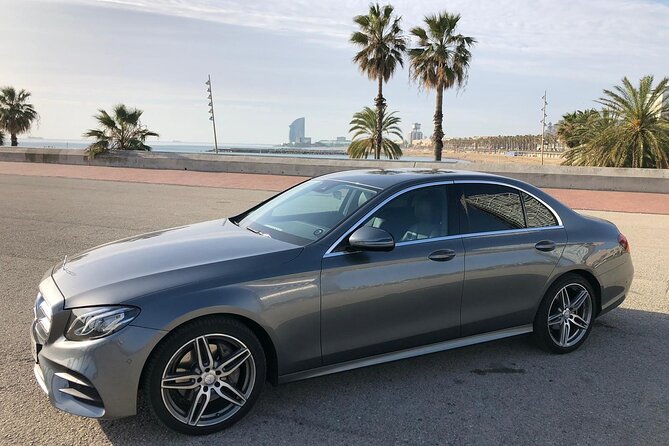 Transfer From Barcelona Airport for 3 Passengers. - Meeting and Pickup Information