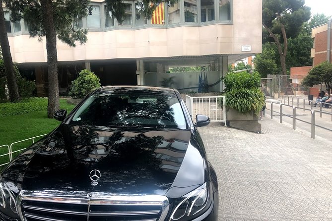 Transfer From BCN Airport to Salou/ Port Aventura/ Cambrils - Comparing Transfer Prices and Options