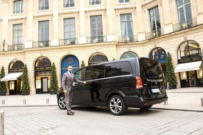 Transfer From CDG to Paris Hotel - Vehicle Options and Comfort