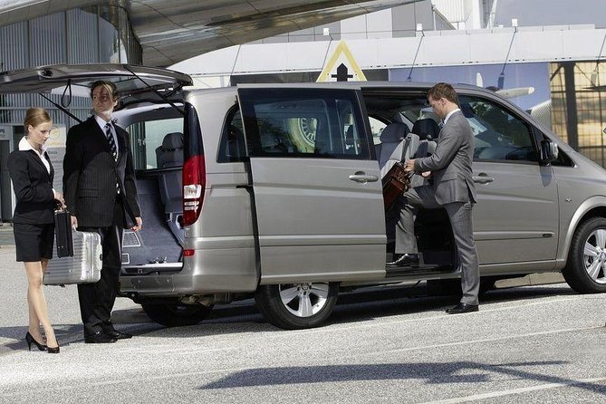 Transfer From Downtown Panama City to PTY Airport - Booking Details