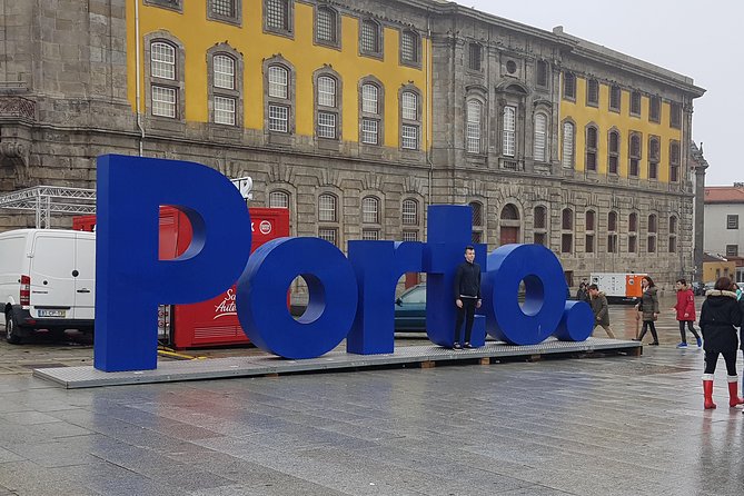 Transfer From Lisbon to Porto - Pricing and Guarantee